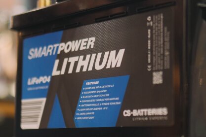 Unsere neue Lithium-Batterie im YouTube-Short! - 